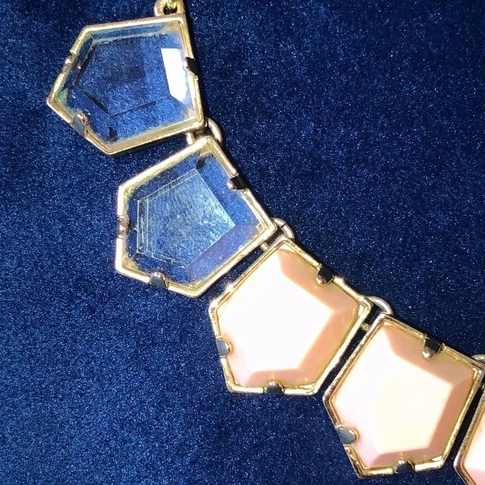 Lele Sadoughi Peach & Clear Gold 16’- 19’necklace